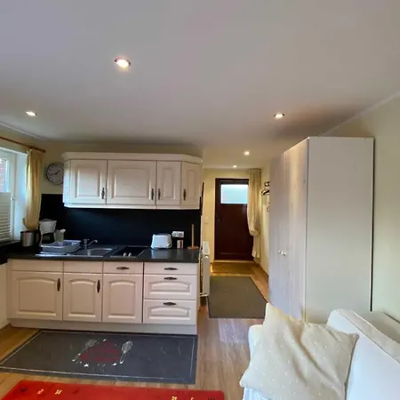 App 3 Apartment List Exterior photo