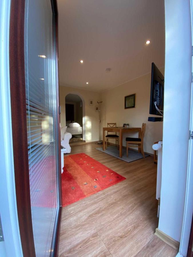 App 3 Apartment *